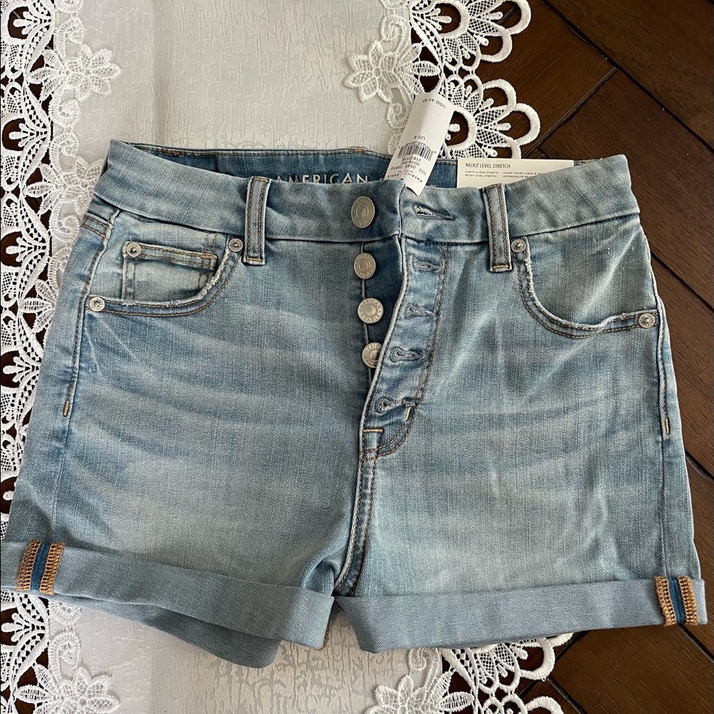 American Eagle Curvy Hi-Rise Shorts Size 4 27W